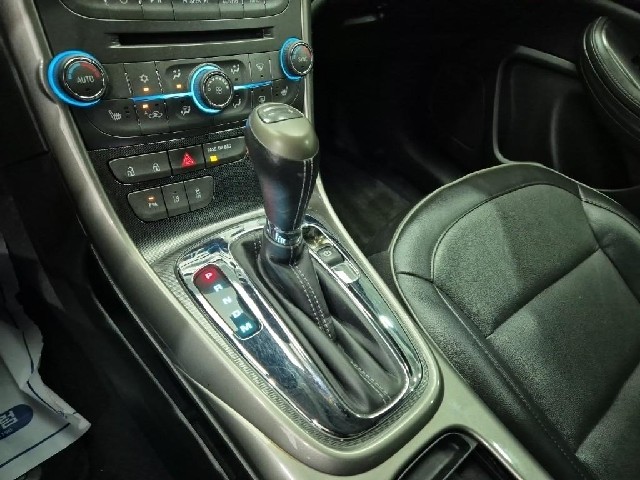 6081001638R8.jpg