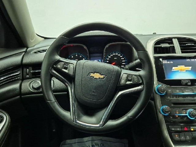 6081001638R9.jpg