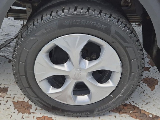 6081501335R18.jpg