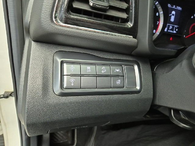 6081501000R16.jpg
