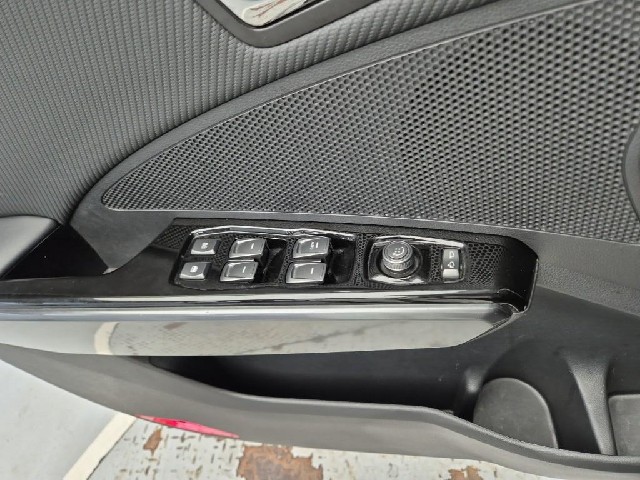 6081501000R17.jpg