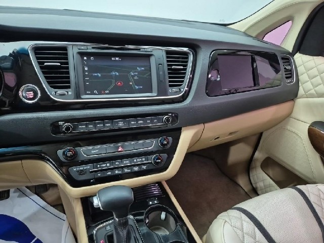 6091000220R10.jpg