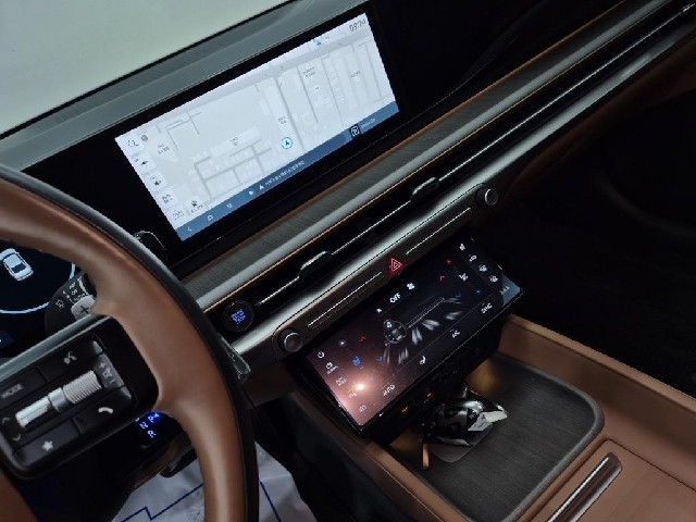 6091000598R10.jpg