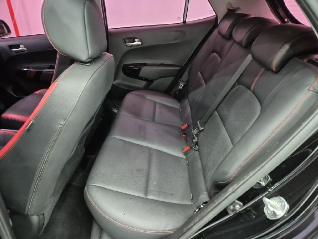 6091000585R12.jpg