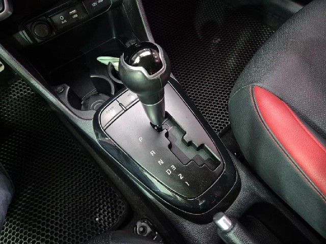 6091000585R8.jpg