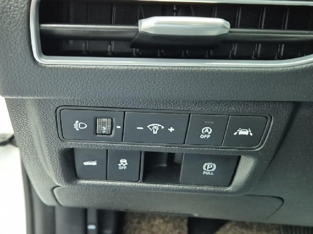 6091000645R17.jpg