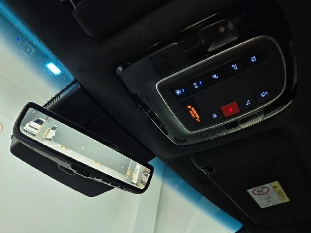 6091000776R17.jpg