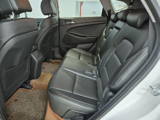6081500899R12.jpg