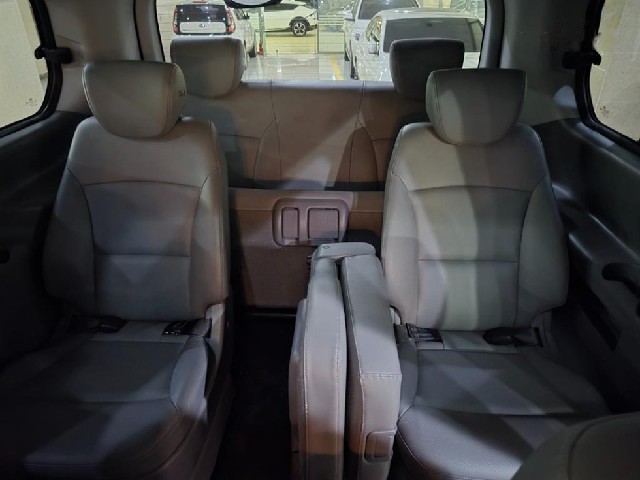 573ab2a8629a3e93ca3ed2e9e472ae4c.jpeg