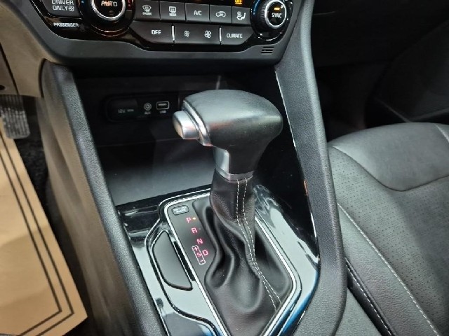 6081001878R8.jpg