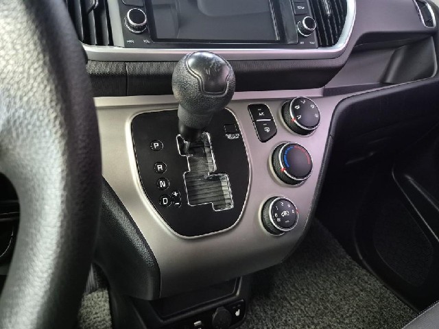 6081501626R8.jpg