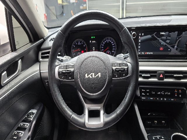 8130ac1ff299912f216bbb945cc637ec.jpeg