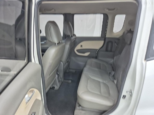 6061500629R12.jpg