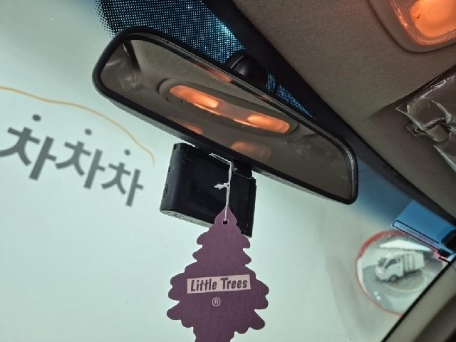 6081002104R15.jpg