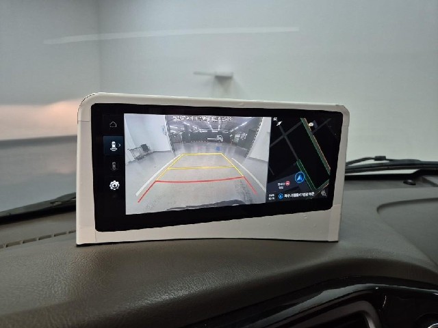 6081501683R12.jpg