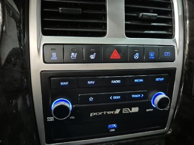 6081000999R16.jpg