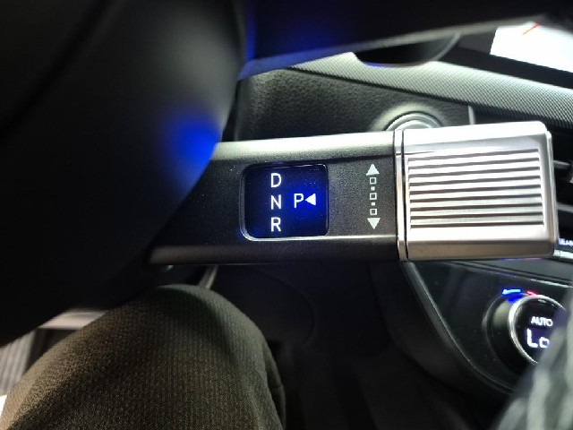 6081501910R8.jpg