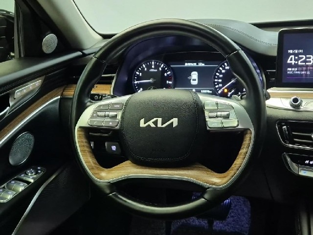 6081501811R9.jpg