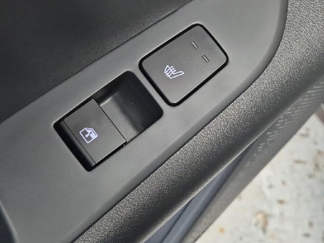 6081501236R19.jpg
