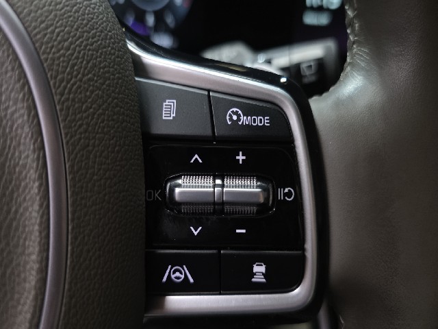 cbe06405f52cf169f67b595bc7c3291a.jpeg