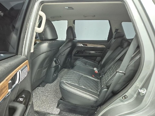 6081501062R12.jpg