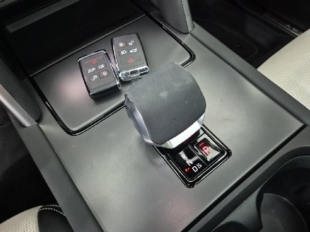6091000308R8.jpg