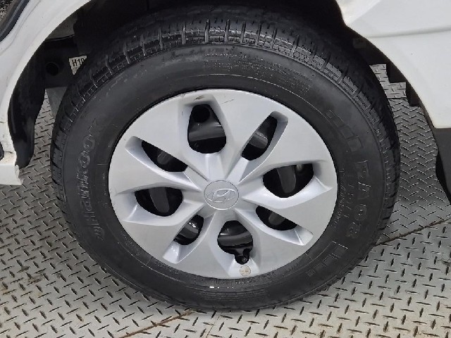6081001323R17.jpg