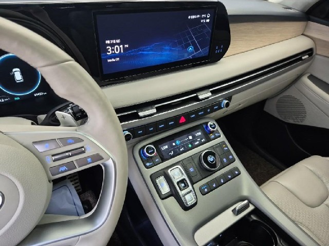 6081501132R10.jpg