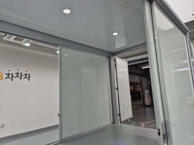 6081001611R19.jpg