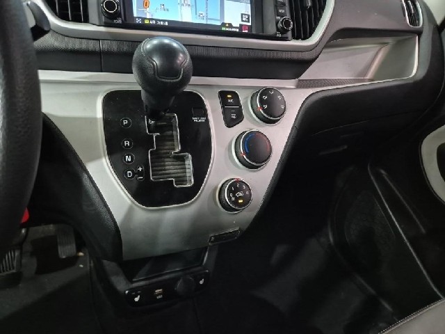 6081001087R8.jpg