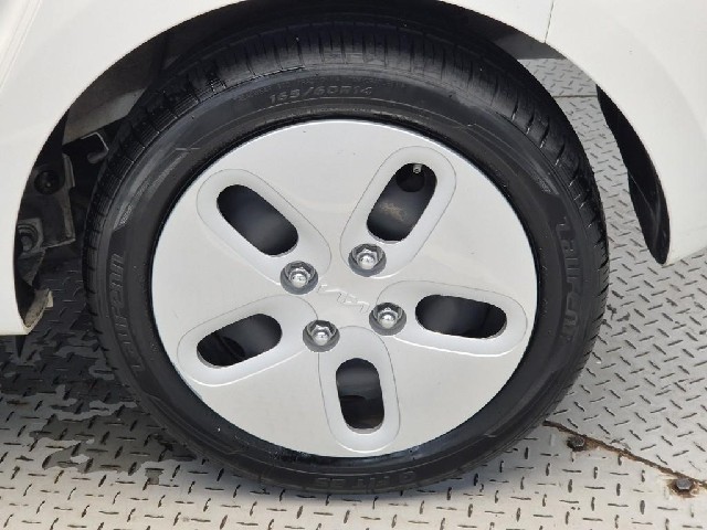 6091000995R17.jpg