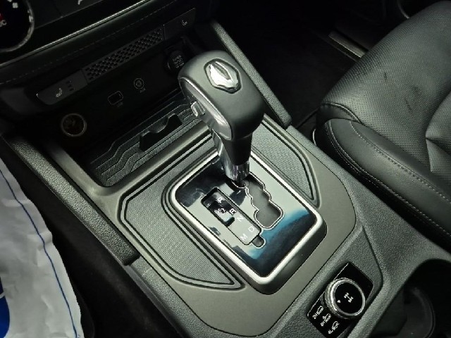 6051000332R8.jpg
