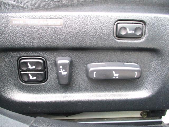0502636A30260211W00119.jpg
