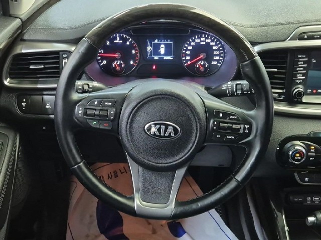 6071502349R9.jpg