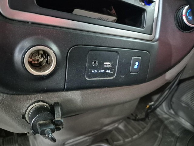 6061000607R13.jpg