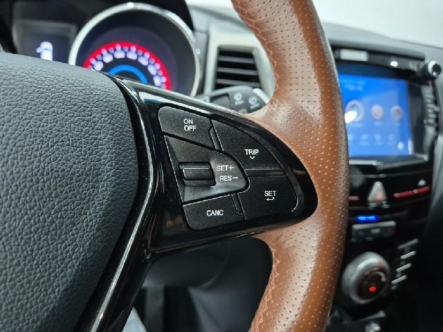 6051000787R15.jpg
