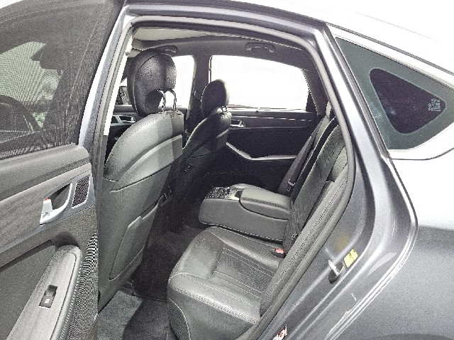 dc648d707fa2219eb04192571a086bc8.jpeg