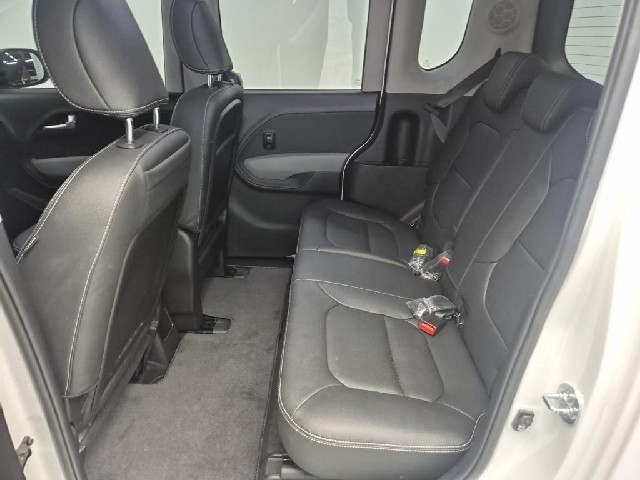 6041500484R12.jpg