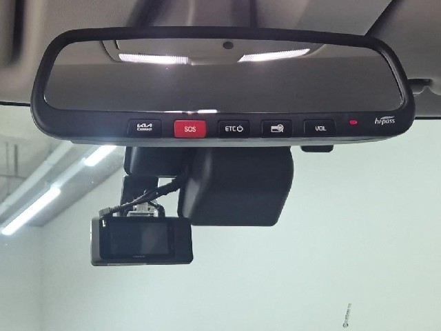 6041500484R17.jpg
