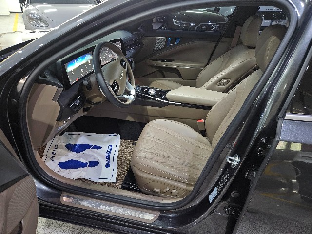 ee8ae87ce98b3c35042d6aeaa533c18e.jpeg
