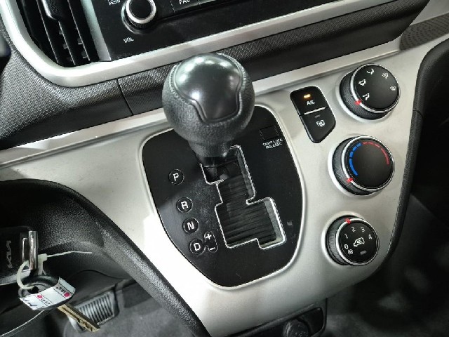 6051000757R8.jpg