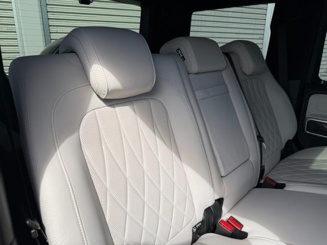 27015077_carP_l_10.jpg