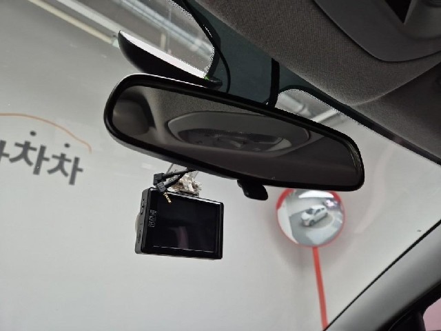 6031000241R15.jpg