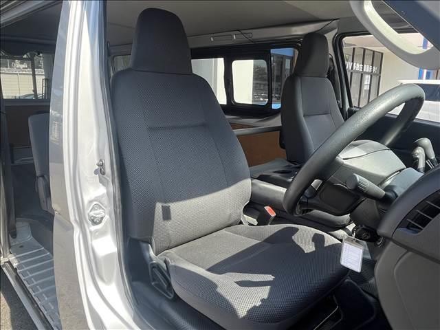 26896799_carP_l_5.jpg