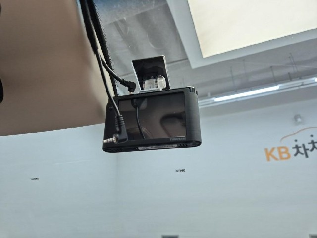 6091501267R18.jpg
