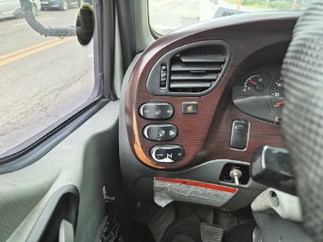 6051500266R12.jpg