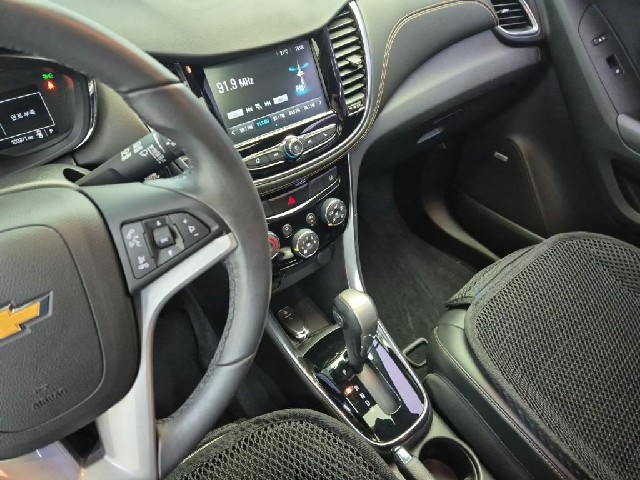 6091501833R10.jpg