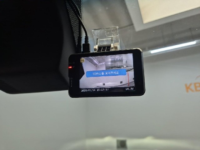 6091002059R17.jpg