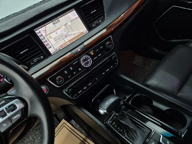 6091001951R10.jpg