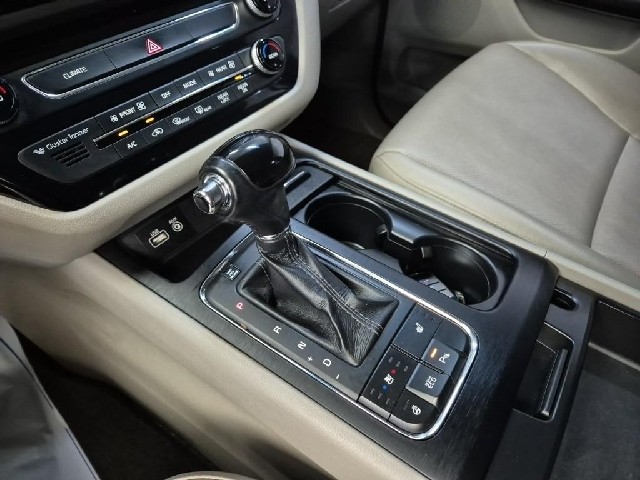 6061501574R8.jpg